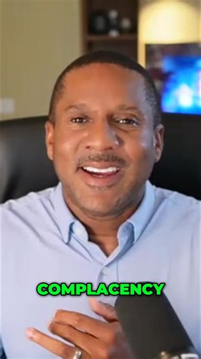 Are you comfortable or complacent in your current status in life, work, or organization? Listen to what #chrisrobinson says about complacency. #mindsetleadership #neverstopgrowing #LeadershipMatters #keepmovingforward | Kevin Neal