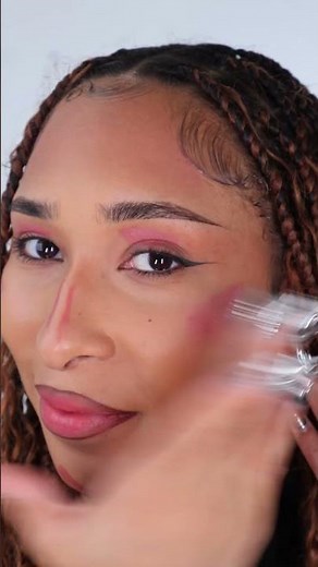 FULL LOOK WITH OUR ARTIST COLOR CRAYON