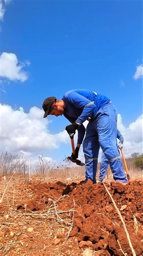 𝑮𝒖𝒊 on Instagram: "🙏🚀 . . . . . . . #trabalho #viralreels #reels #reelsinstagram #tiktok"