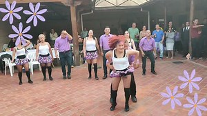 8.4M views · 151K reactions | Los Unicos Campeones festejando el cumple de la reina Maria  Unicampeones palabra mayor para todo tipo de eventos Contratos: 0982/377.984 | Únicos Campeones | Facebook