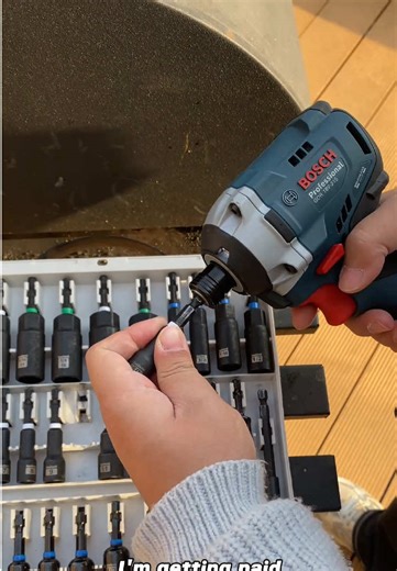 Optimize Car Repairs with a 34-Piece Impact Driver Set