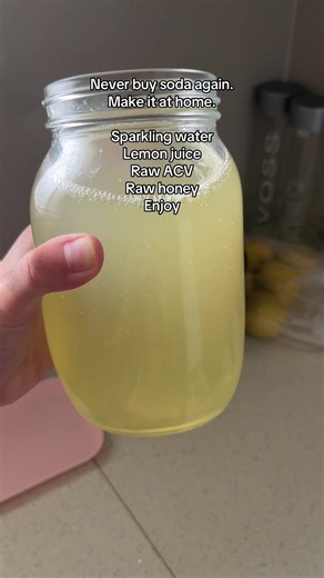 Homemade lemonade with way less sugar and no artificial crap #primal #primaldiet #aajonus #rawmeat