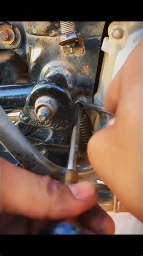 "Brake Spring Installation" #repair #brakesystem #youtubeshorts