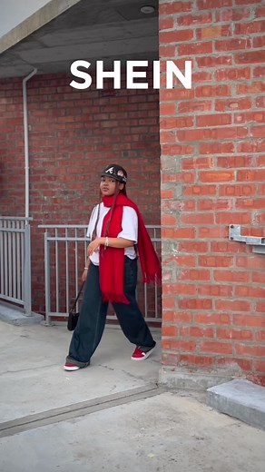 #SAMA28 #fyp #viral @SHEIN PICK YOUR FIGHTER : 🔴or ⚫️ or 🟤 Forever 21 Casual Washed Dark Blue Straight-Leg Denim Jeans : 38650475 a Search to shop my trendies picks on SHEIN & use my coupon for 15% off !!!! #shein #sheinforall