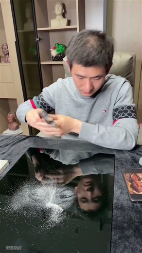 Don't call it a memorial photo. This is my spiritual origin at 40—my father’s unextinguished gaze.