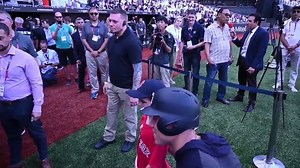 7.6M views · 84K reactions | Aaron Judge doesn't care if you're a New York Yankees or Boston Red Sox fan.    (: MLB) | theScore | Facebook