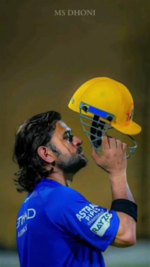 Agar aap log bhi dhoni sar ke fan h* toh video , ko like and channel , ko subscribe karna 😎😎