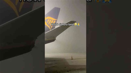 How airplanes land in fog - ILS explained