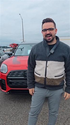 Dernier droit pour profiter des subventions pour le 2025 MINI Countryman SE édition John Cooper Works ✨️ Faites vite, il ne nous reste que 8 unités en inventaire! #MINIVilledeQuebec #JohnCooperWorks #MINICooperCountryman | MINI Ville de Québec