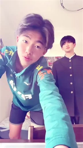 ルーカスの家を訪問: 楽しい瞬間