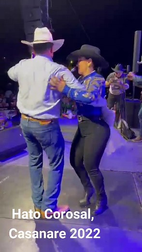 Bailando Joropo con Milena Benites en Casanare, Colombia