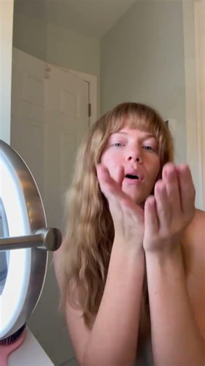 A Day in the Life of an Undiscovered Pop Star 💕
