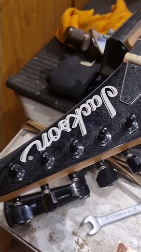 GUITARRA JACKSON JS11 SNOW WHITE