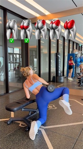Your Glutes Need These 5 Dumbbell Exercises 🍑