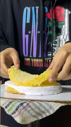 Sponge cake decorating #cake #cakedecorating #cakerecipe #christmas2026 #christmas2025