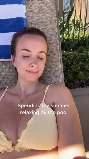 Hot mom summer #mom #pool #summer #hotmomsummer