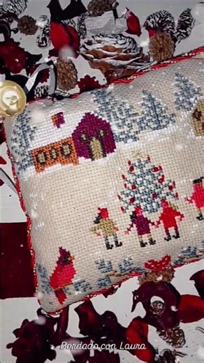 🎄🤶🏻☃️Feliz encendido de luces🎄🤶🏻☃️De nuevo, la magia 🪄✨🤍 #navidad #christmas #crossstitch #diy #amor