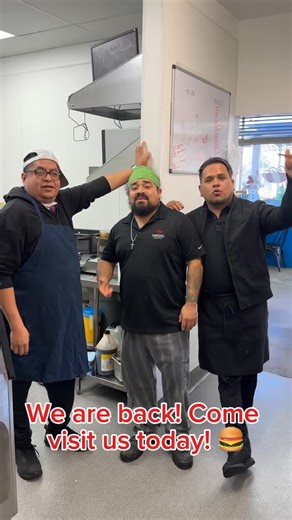 Fair Oaks Burger is back open! 🎉 Come visit us today and enjoy your favorite meals for breakfast, lunch, and dinner. We hope you all had a very Merry Christmas and can’t wait to see you! ❤️🍔 | Fairoaks Burger