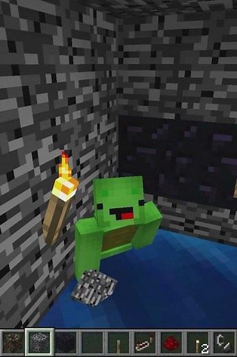 Minecraft Black Hole TNT, blowing up blocks with Explosives+