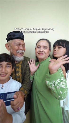 Create Lasting Memories with Selfie Photo Booth