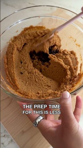 Easy pumpkin muffins | high protein + gluten free