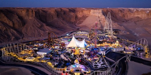 Theme parks become more dynamic after dark