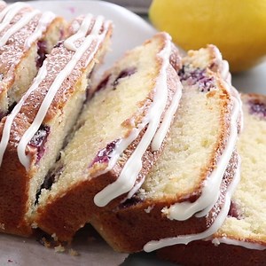 104 reactions · 1K shares | This lemon blueberry cake loaf is somewhere between a delicious cake and easy bread loaf. recipe: https://valentinascorner.com/best-blueberry-lemon-cake-loaf/ | Valentina's Corner | Facebook
