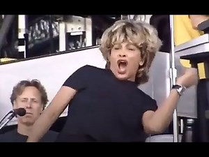 Tina Turner HIGHER performed in Zurich rehearsals. Tina loses a shoe