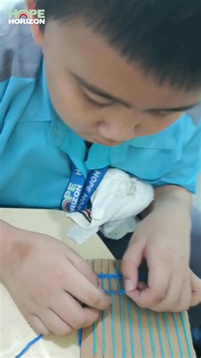 GRADE 4 ARTS: LOOMS AND BASIC WEAVING 🧵🪡 We are crafting with joy! From creating their own looms and choosing colors, our little artists turned threads into beautiful patterns 🎉🧵 #Hopeprogressiveeducation #learnbestathope #authenticlearningathope | Hope Horizon School for Giftedness