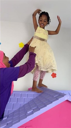 Up ⬆️ Down ⬇️ #learning opposites #nurseryrhymes