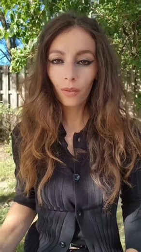 Music Story: Poison Ivy #story #musicstory #musichistory #music #poisonivy #coasters #jerrylieber #mikestoller #50s #hitsong #didyouknow #plottwist #neeneetangerine | NeeNee Tangerine