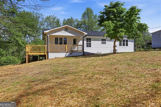 165 Pearl St, Clarkesville, GA 30523 - MLS 10730491 - Coldwell Banker