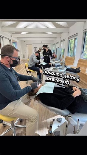 Our entire week was made this morning! 🤩 Frank was scheduled to get his braces off today and he was pretty excited to have finished treatment before Karla. Little did he know, Karla’s came off too! Just 15 minutes later…right next to him! It was such a fun surprise and they were both all smiles when they walked out of here ☺️😍 | Kanning Orthodontics