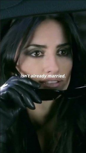 Paul Walker and Penélope Cruz in "Noel" (2004)