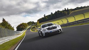 新型ポルシェ911 GT3 RS(992.1)がGT3(992.1)より10.6秒も速い6:49.328を記録