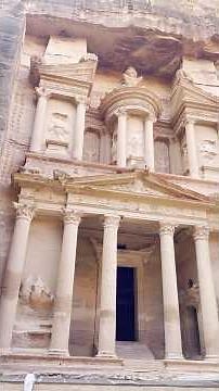 The Lost City of Petra: Jordan’s Ancient Wonder