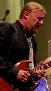 New Tedeschi Trucks Band just hit the nugs app 🐊 🎸 ➡️ 2nu.gs/DerekAndSusan Watch six full shows from 2024, featuring two-night runs at Red Rocks Park and Amphitheatre, The Fox Theatre, and The Capitol Theatre now! These videos and over a thousand more are available with a free All Access trial. | nugs