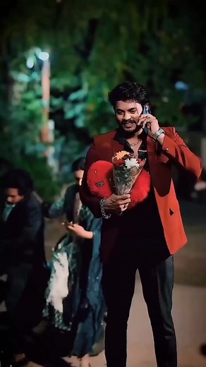 Chhod k jaibu jan ho😭💔😭... #trendingreels #trend #trendingaudio #trendingvideo #trrndingreels #viralreels #viralvideo #Facebook規定禁 #surajactorlovestory #trendingreels2023 #Facebook規定禁止活體買賣 #surajpriti #shortsviral #ingreels video Suraj Venjaramood surajpriti Surajactor south movies | south movies
