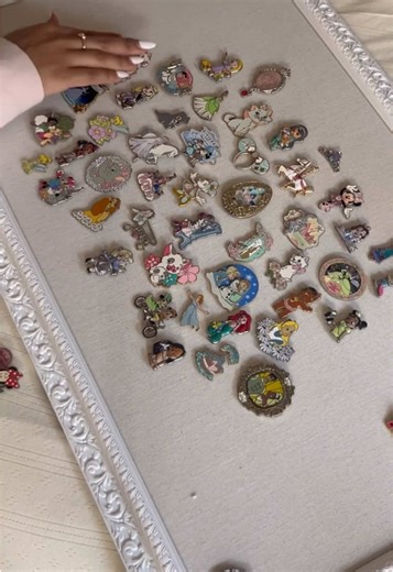 Disney Pin Collecting: Create Your Dream Pin Board