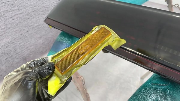 5.1K views · 112 reactions | We missed the tech tip Tuesday yesterday so here’s this weeks tech tip. Smoking and refinishing taillights! | Linear Blocking Tools | Facebook