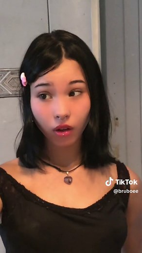 Micro Bangs: Stylish Hair Trend for a Chic Look