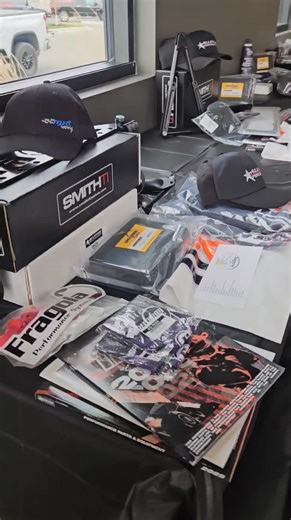 📦 Did someone say contingency prizes?? Each box was valued around $2500! 📦 | Sprint Invaders