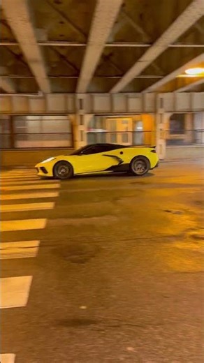 Twin Turbo C8 Rev In Tunnel!