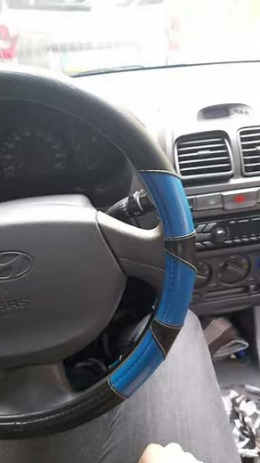2001 Hyundai Accent 1.3 12 Valve LS Full warm start up.