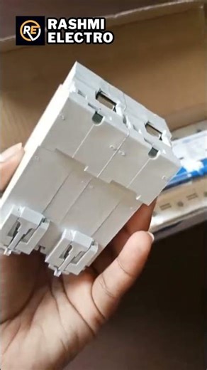 Tomzn 600V 2P DC MCB #spd #mccb #ats #mcb #DC