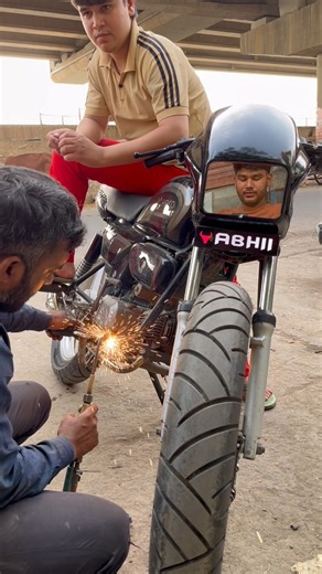 Abhishek Dedha on Instagram: "modified roots horan  . . . . . . . . . . . #viral #modified #splendor #video #shorts #minivlog #vehicles #toptags #tayar"