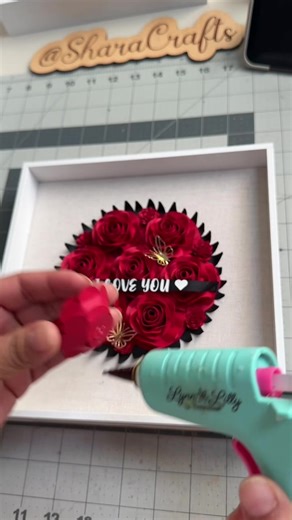 Ramo buchon en shadow box 🌹 #fyp #valentinesday #valentinesdaygift | Ramo Buchon