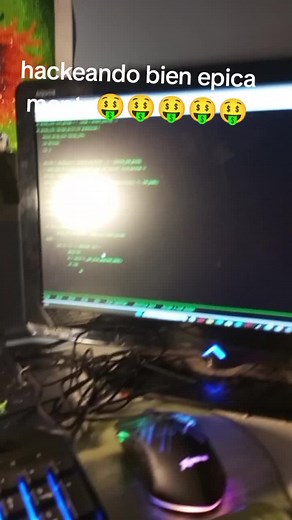 nombre de la web:hackertyper.net hackeando bien epica mente