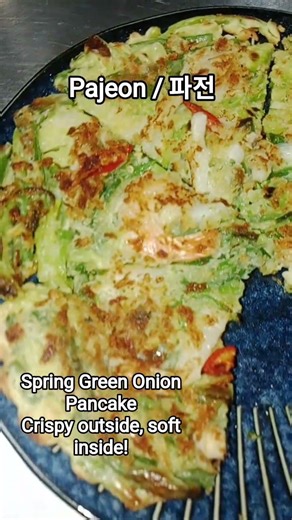 (Pajeon / 파전)Homemade Spring Green Onion Pancake 🧅Simple and delicious! #koreanpancakes