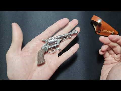 Keyring Toy Cap Gun Revolver